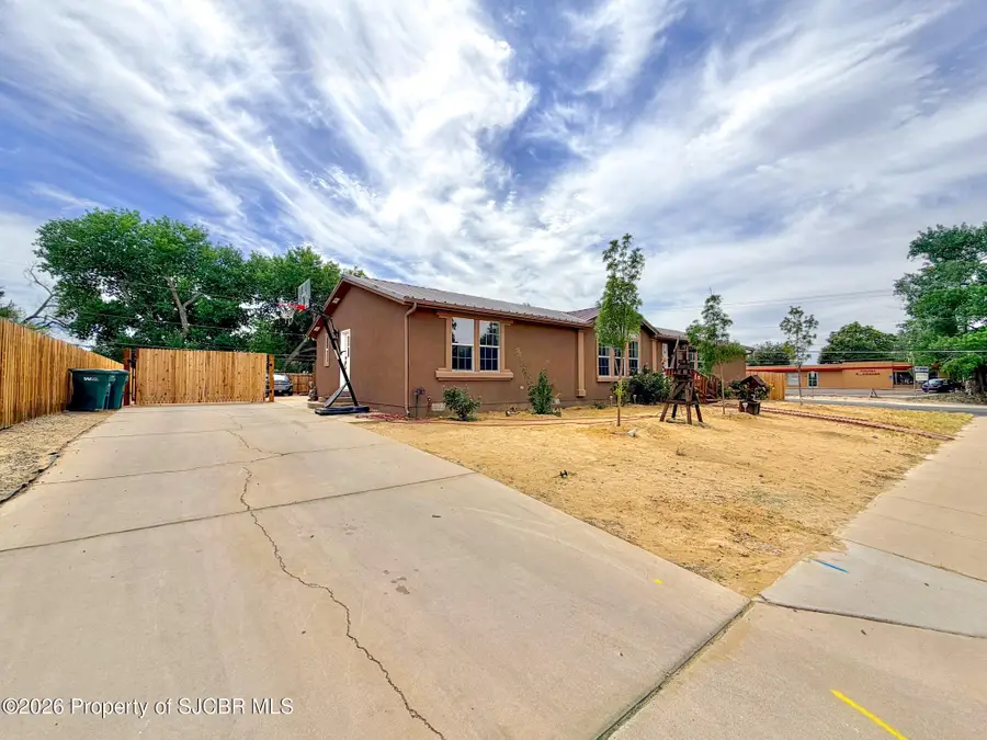 500 Glade, Farmington, NM 87401 - #3