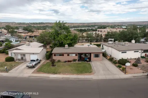 2803 E Edgecliff, Farmington, NM 87402