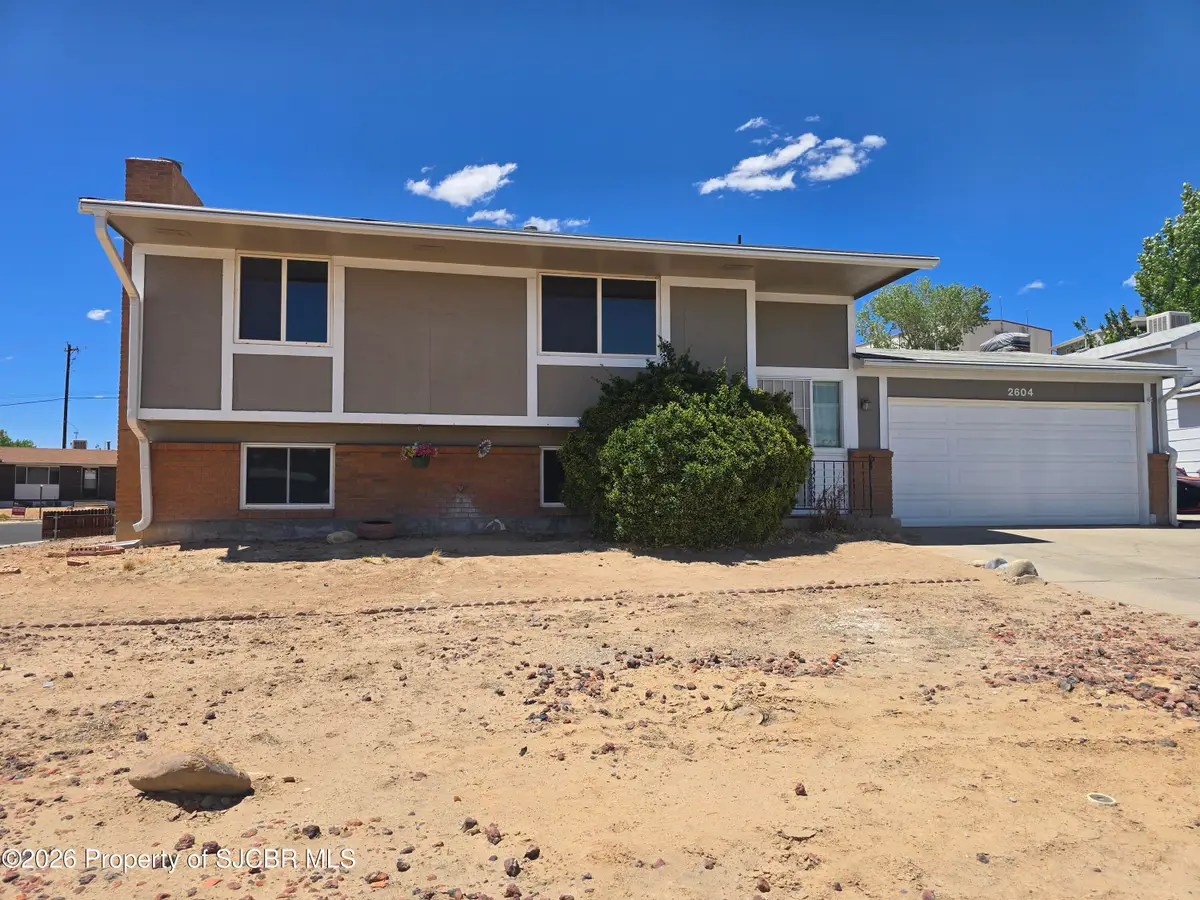 2604 E 30th, Farmington, NM 87401 - #1