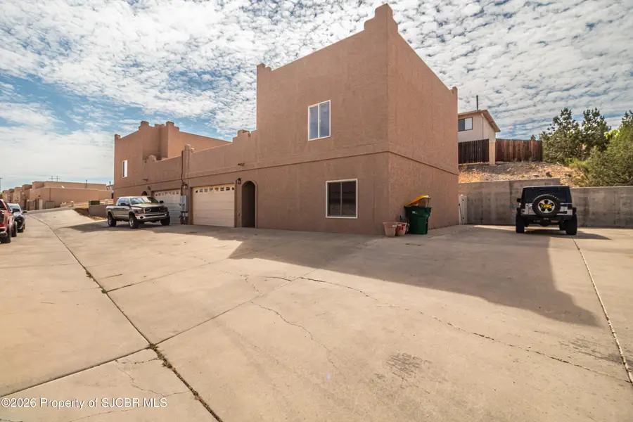3896 N Butler, Farmington, NM 87401 - #2