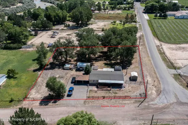 76 Road 5285, Bloomfield, NM 87413