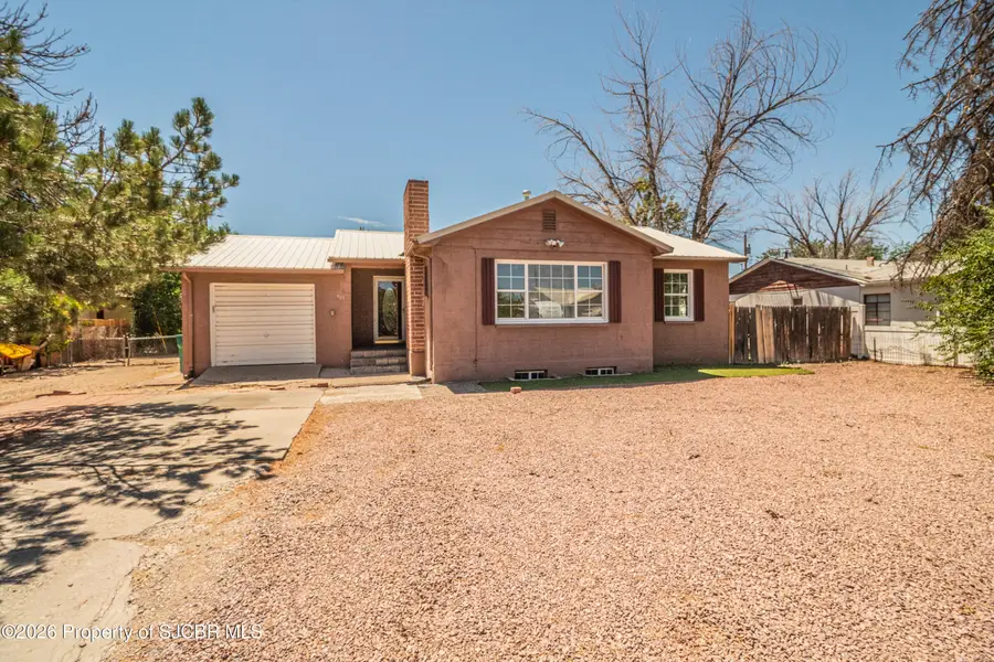 301 N Gladeview, Farmington, NM 87401 - #2