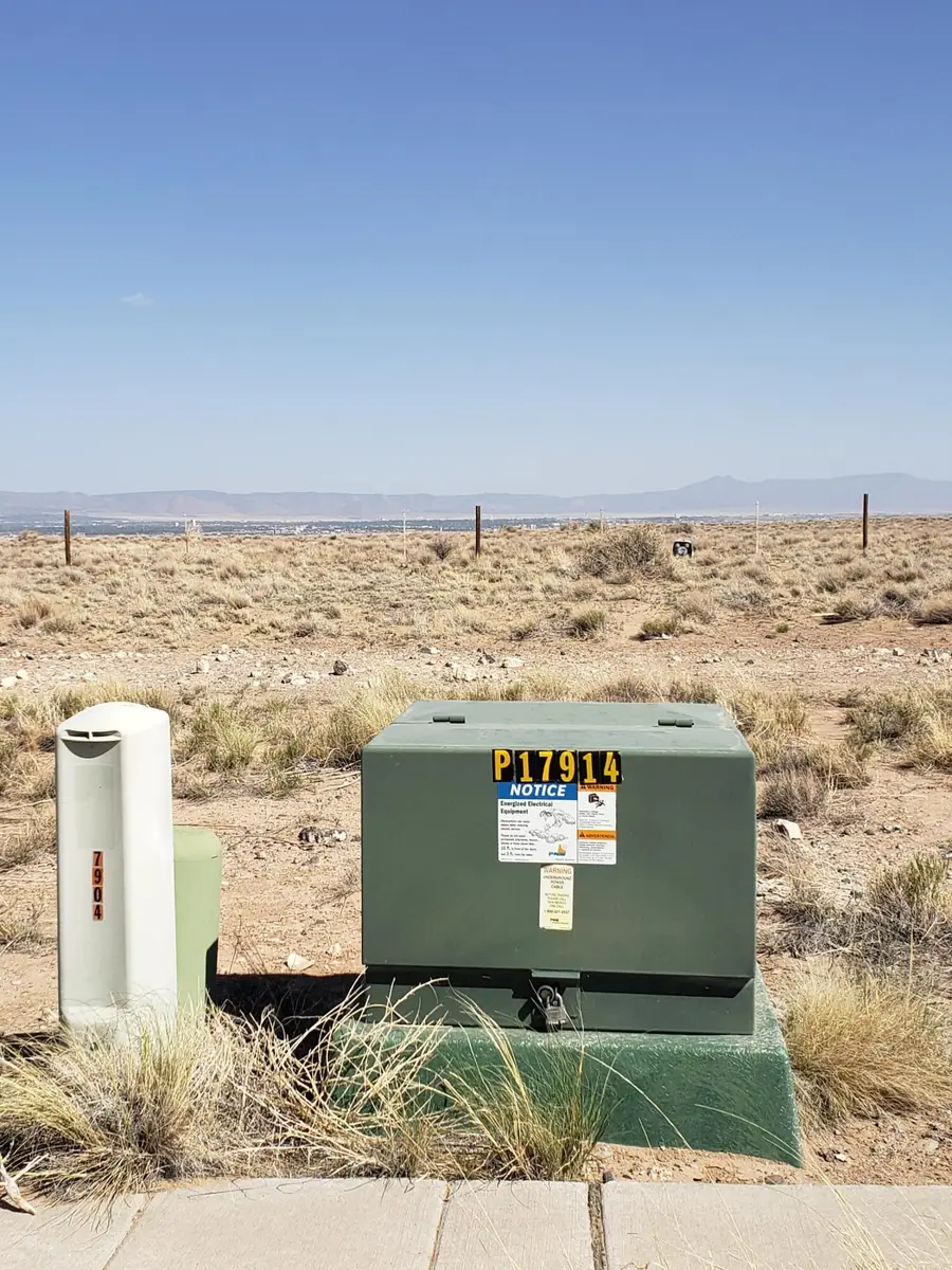 7904 Marigold Drive Nw, Albuquerque, NM 87120 - Image #3