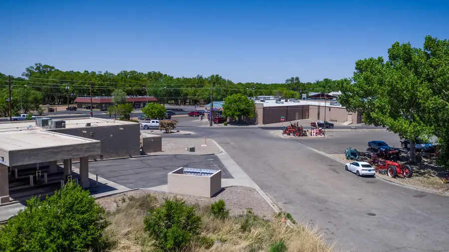 124 Nelson Court, Los Lunas, NM 87031 - Image #3