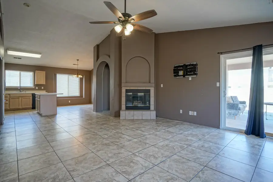 7701 Kentwood Avenue Nw, Albuquerque, NM 87114 - #2