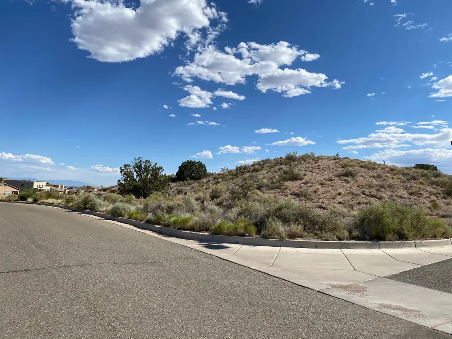 1720 Meadows Point Place Ne, Rio Rancho, NM 87144 - Image #3
