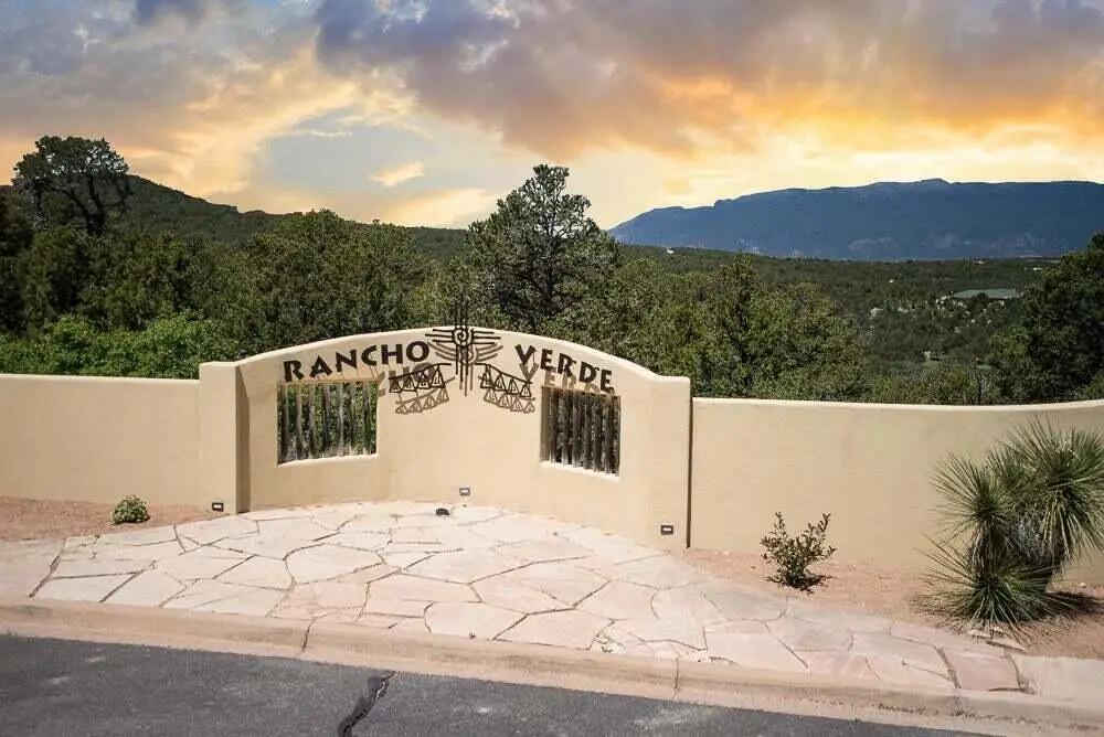9 Los Pecos Lp, Tijeras, NM 87059 - Image #1