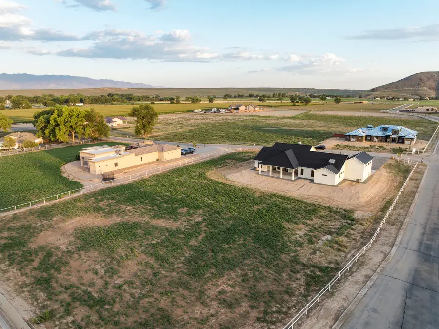 8 Rabbit Foot Court, Los Lunas, NM 87031 - Image #2