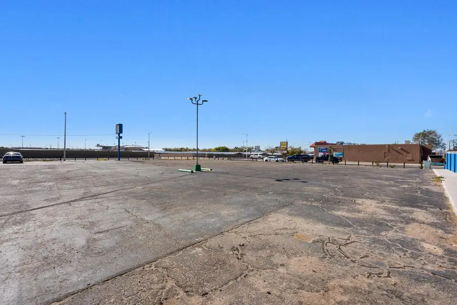 6901 Lomas Boulevard Ne, Albuquerque, NM 87110 - Image #3