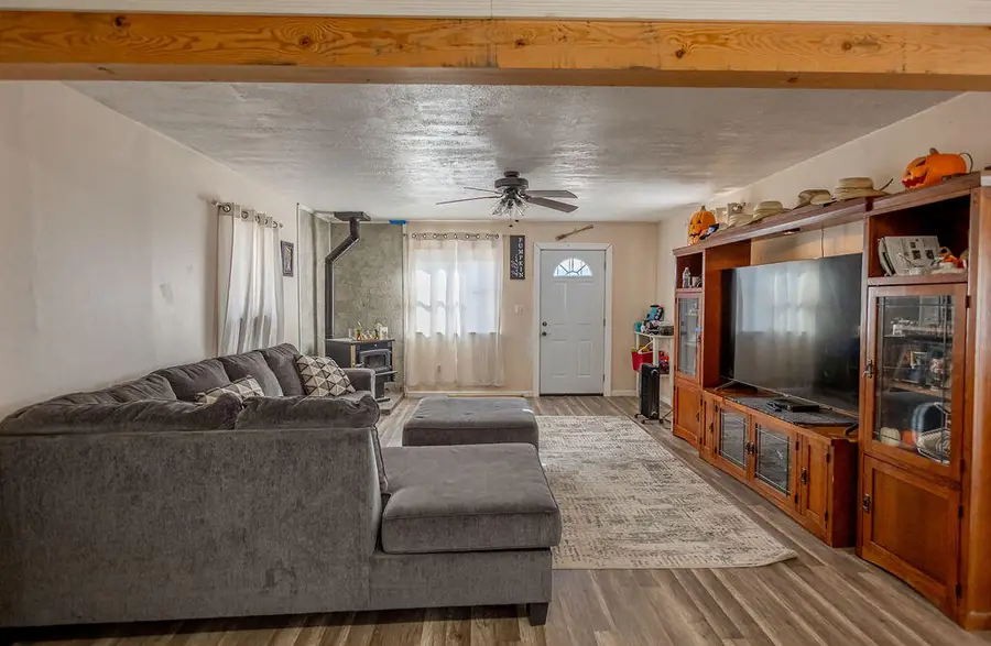 3 T J Lane, Los Lunas, NM 87031 - Image #2