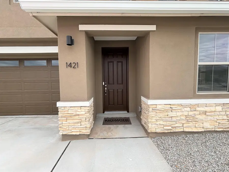 1421 Valle De Colores Street Nw, Los Lunas, NM 87031 - Image #2