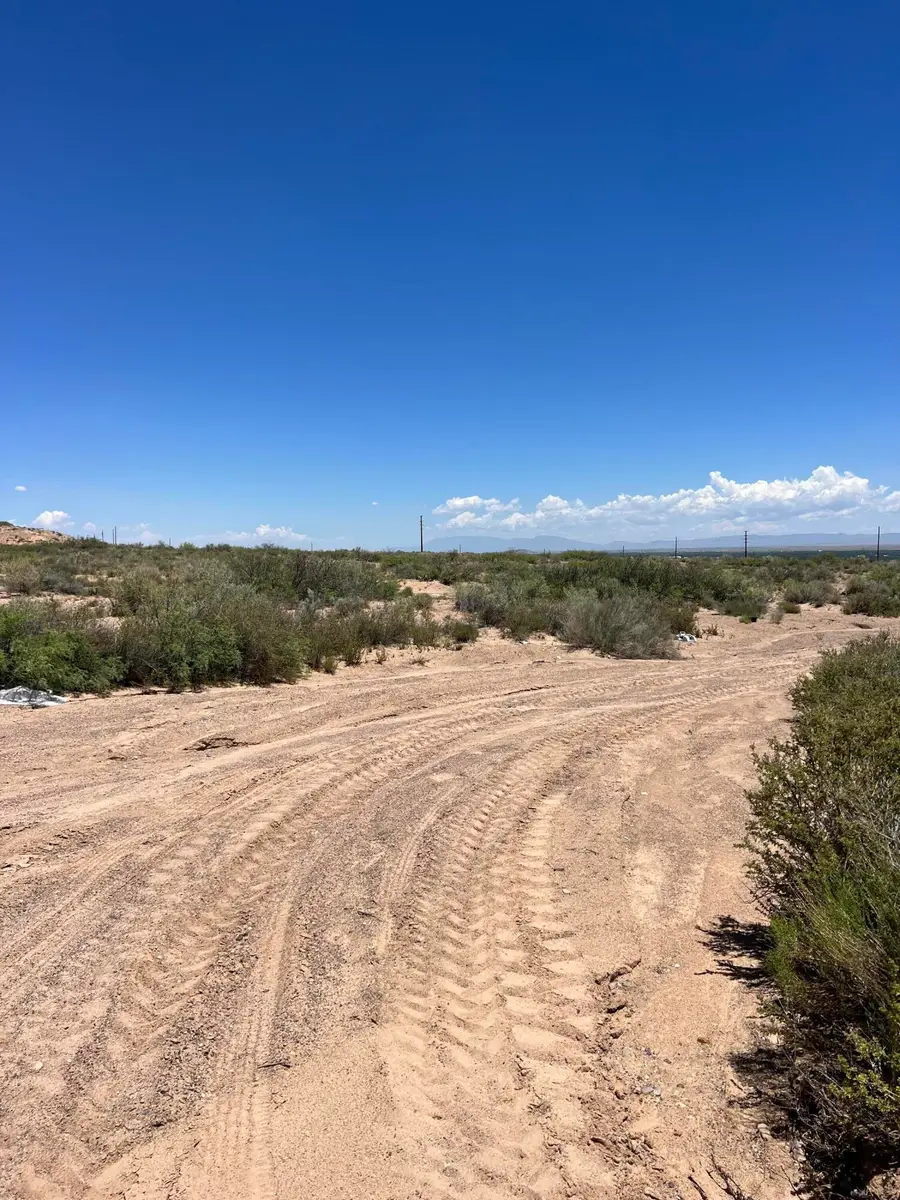 Las Piedras, Belen, NM 87002 - Image #2