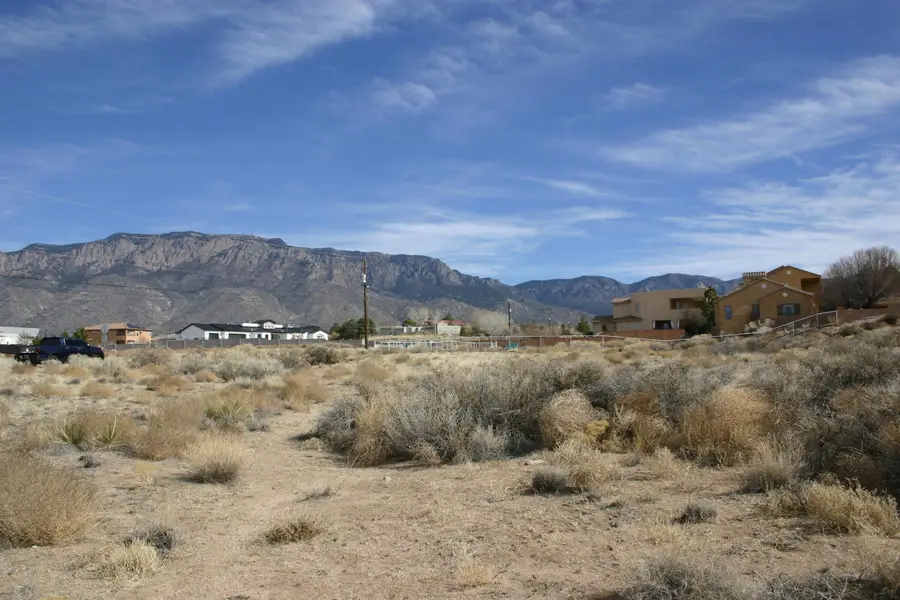 10510 San Bernardino Avenue Ne, Albuquerque, NM 87122 - Image #2