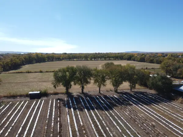 312 Shirk Lane Sw, Albuquerque, NM 87105