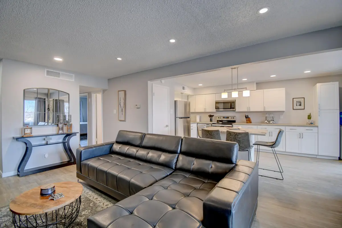 4713 Country Club Lane Nw #D-4, Albuquerque, NM 87114 - Image #1