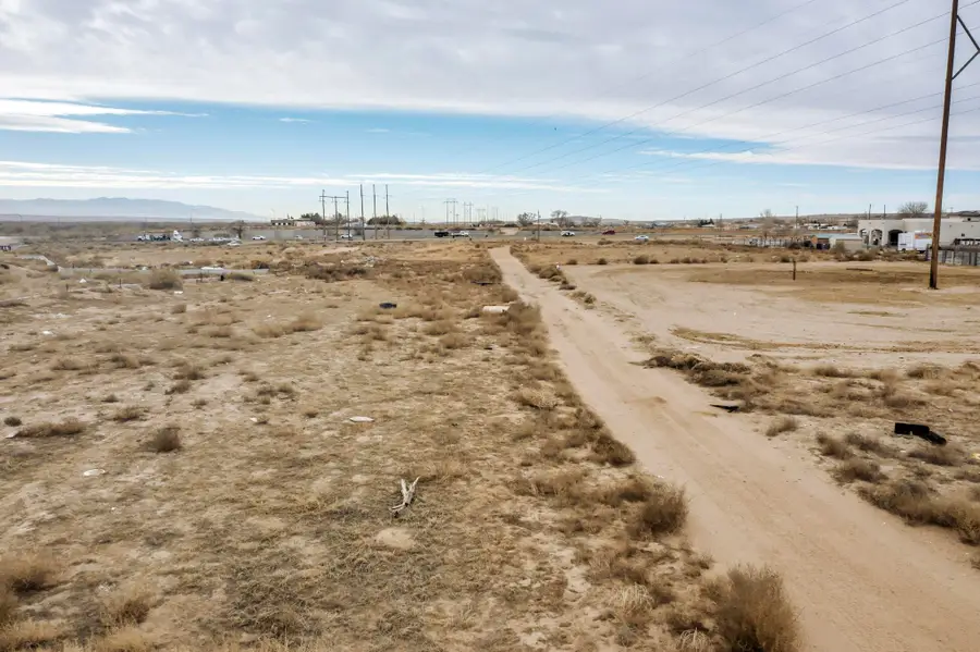 4321 Mead Avenue Avenue Sw, Albuquerque, NM 87121 - Image #3