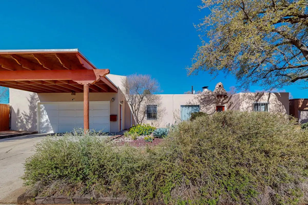 713 Wellesley Drive Ne, Albuquerque, NM 87106 - Image #1