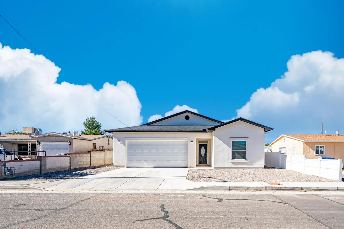 629 57th Street Nw, Albuquerque, NM 87105 - Image #1