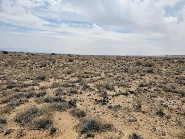 Azugena Lot 4 Place, Albuquerque, NM 87114