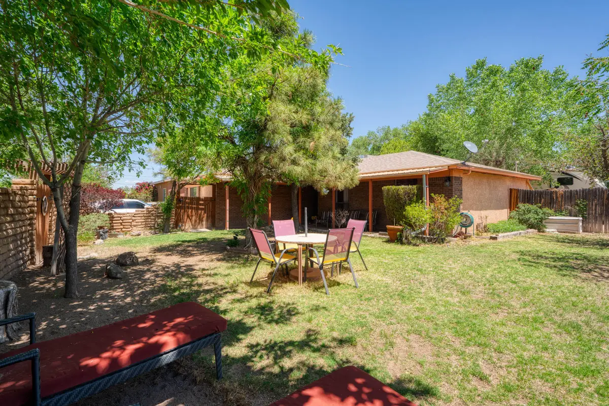 1706 Zickert Place Nw, Albuquerque, NM 87104 - Image #1