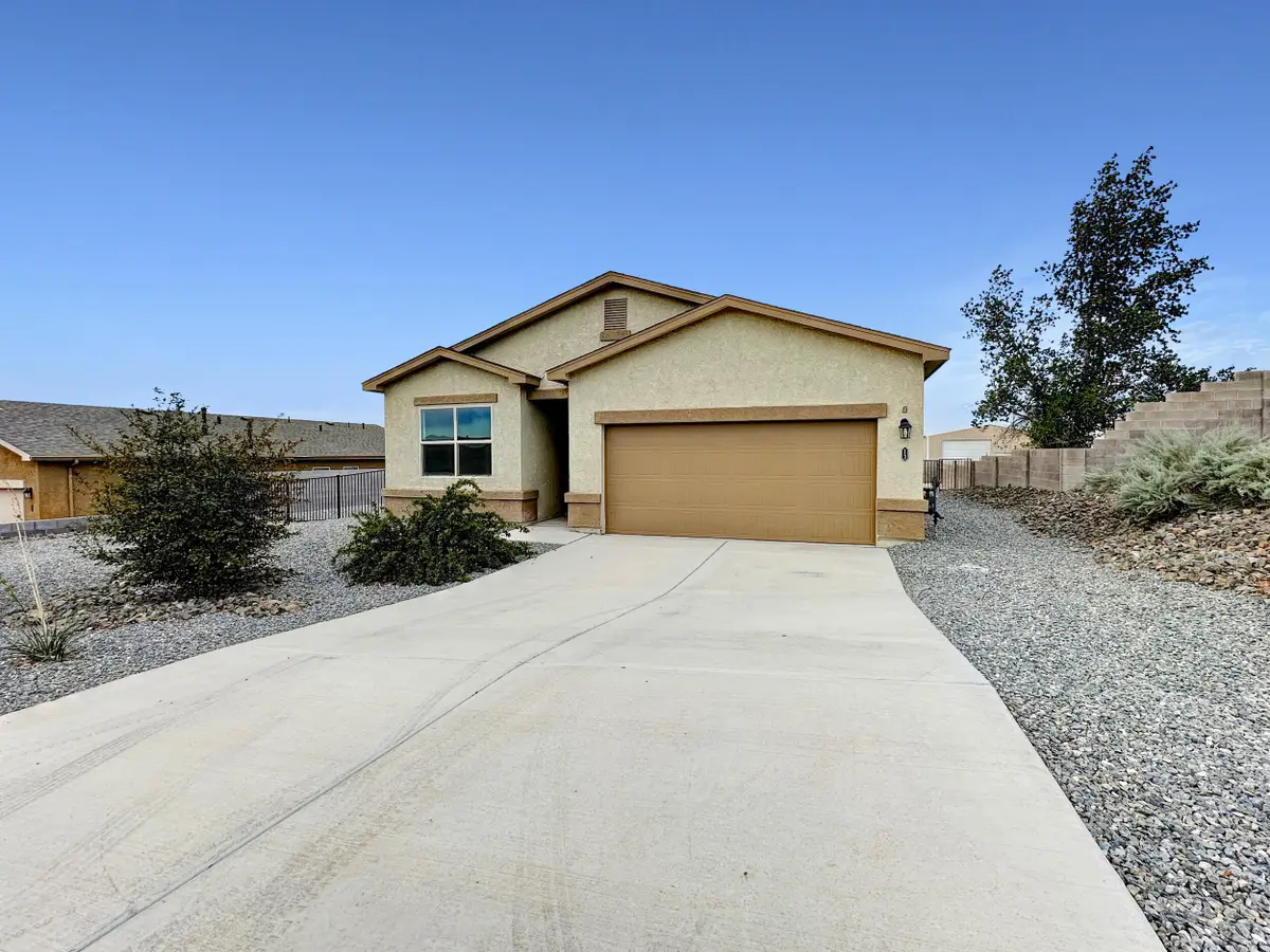 13 Bravo Road, Los Lunas, NM 87031 - #1