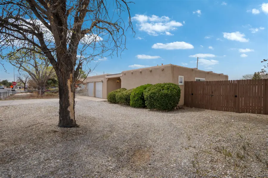 6505 Mckinney Drive Ne, Albuquerque, NM 87109 - Image #3