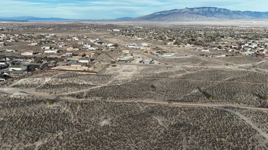 36 9th Street Ne, Rio Rancho, NM 87144 - #3