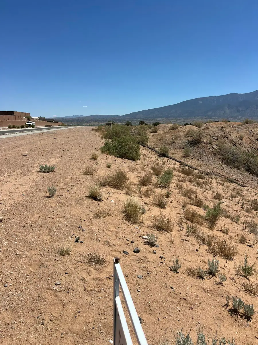 6816 Madisyn Avenue, Rio Rancho, NM 87144 - Image #3