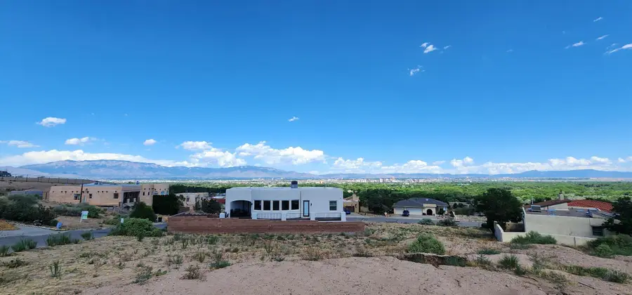 1752 Cliffside Drive Nw, Albuquerque, NM 87105 - Image #2