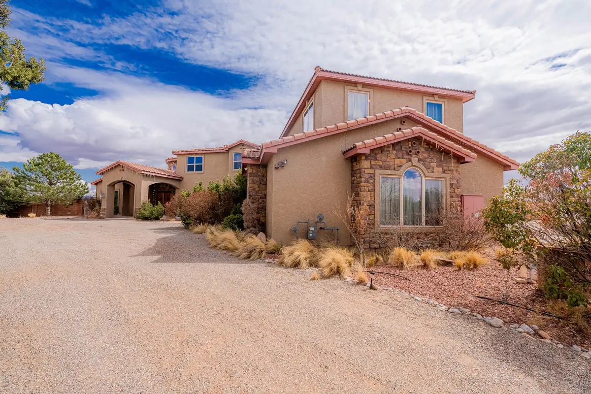 5016 Frontier Road Ne, Rio Rancho, NM 87144 - Image #1