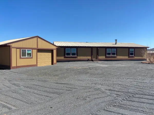 20 Amarillo Road, Laguna, NM 87026
