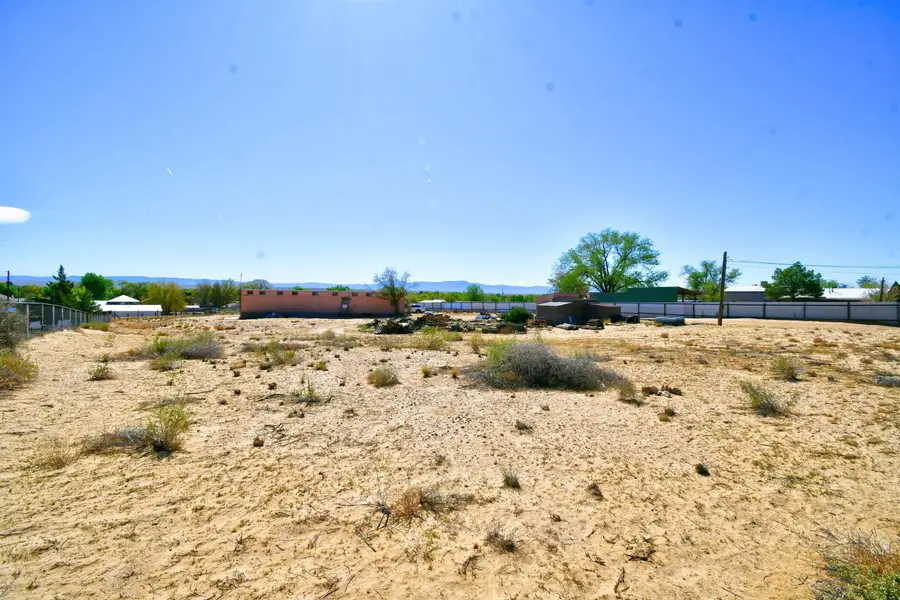 6930-C Ray Lane Sw, Albuquerque, NM 87121 - Image #3