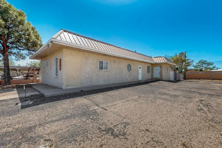 115 Dallas Street Se, Albuquerque, NM 87108 - Image #2