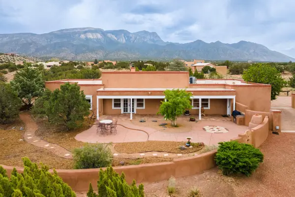 27 Homestead Lane, Placitas, NM 87043