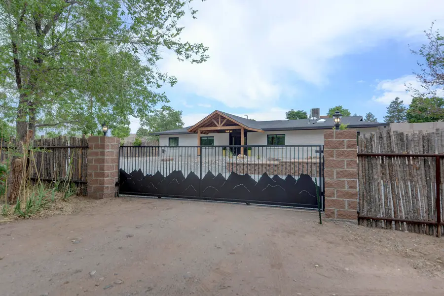 210 Josefita Road Ne, Albuquerque, NM 87113 - Image #2