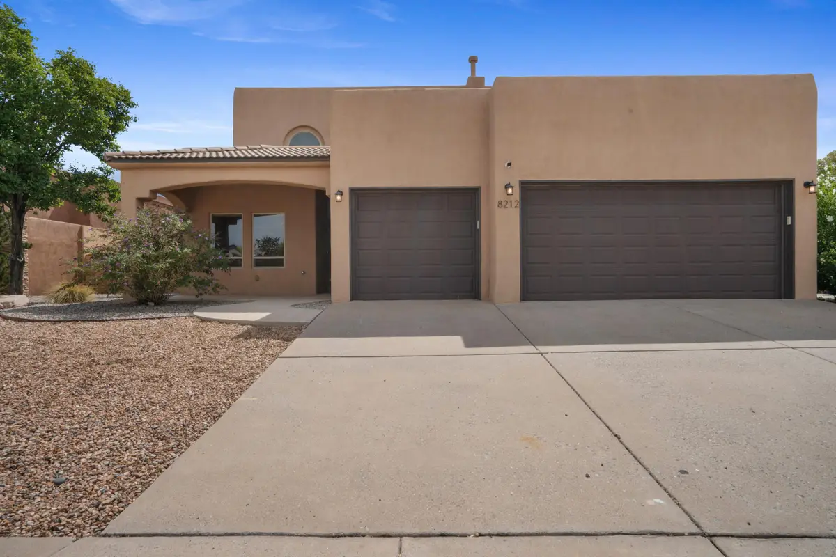 8212 Grape View Court Ne, Albuquerque, NM 87122 - Image #1