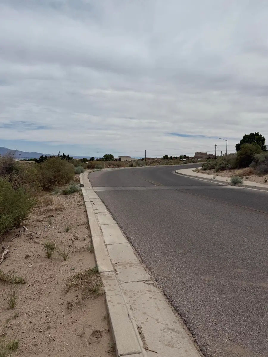 1022 Calor Road, Rio Rancho, NM 87144 - #3