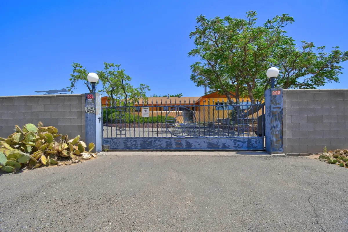 908 Nazcon Place, Bernalillo, NM 87004 - Image #1