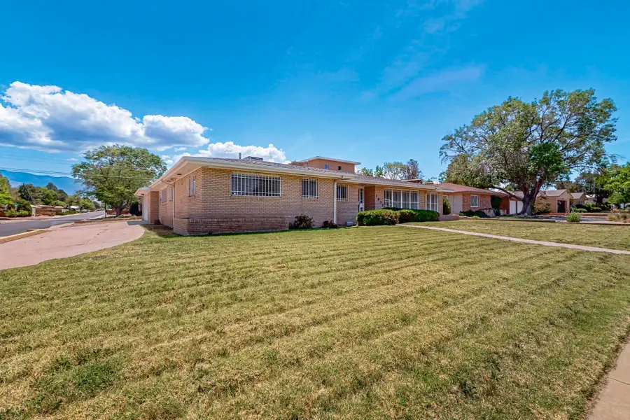 1312 Florida Street Ne, Albuquerque, NM 87110 - Image #2