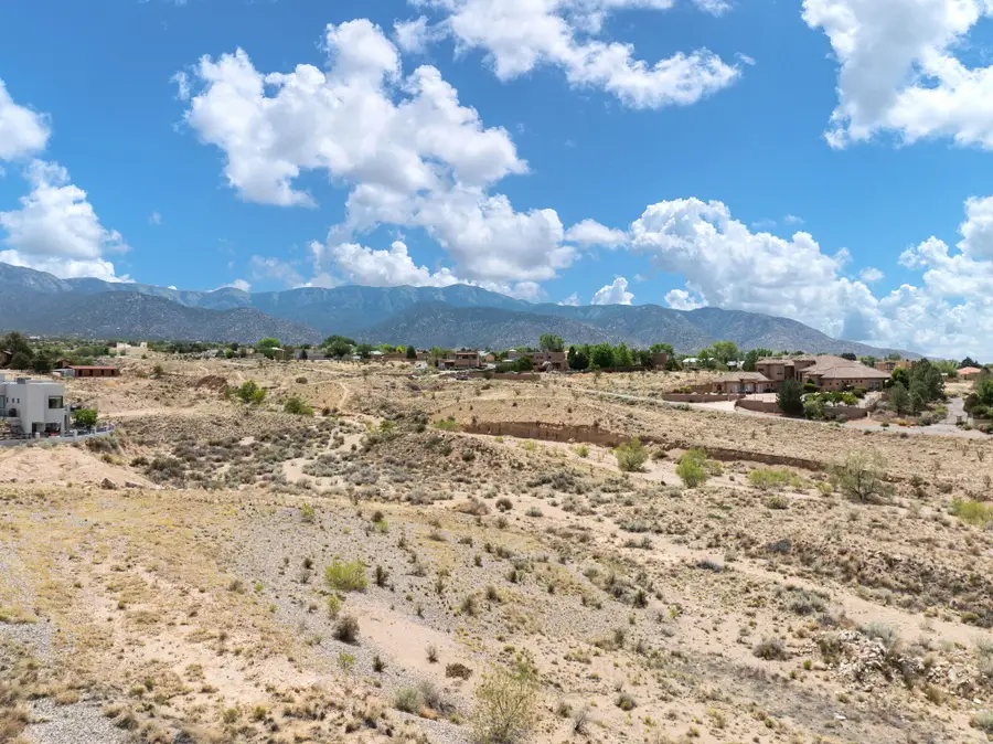 12110 Palomas Avenue Ne, Albuquerque, NM 87122 - Image #2