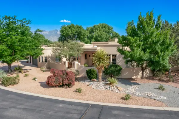 317 Plaza Muchomas, Bernalillo, NM 87004