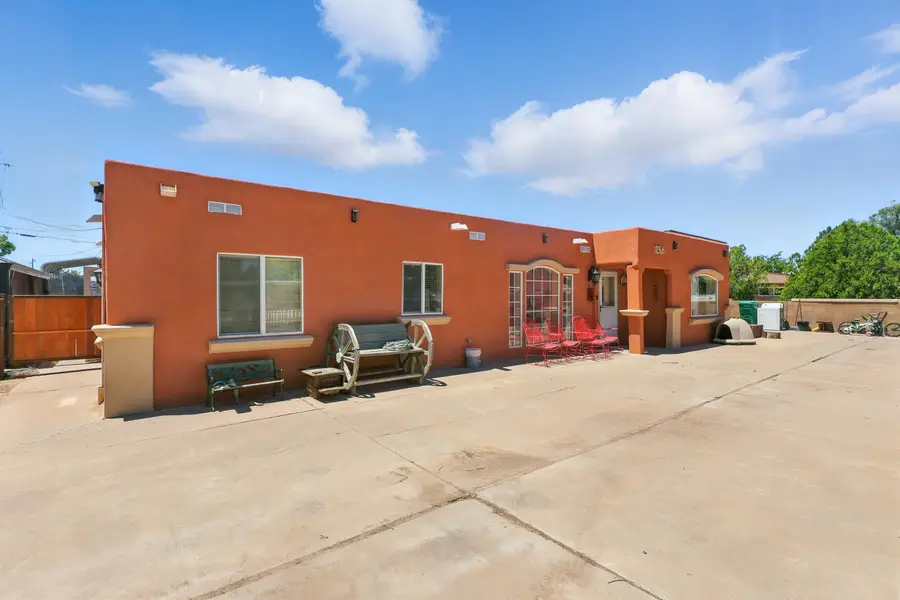 156 Pueblo Luna Drive Nw, Albuquerque, NM 87107 - Image #3