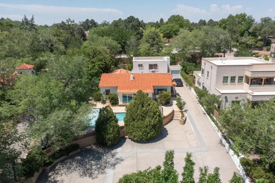 805 Ridgecrest Drive Se, Albuquerque, NM 87108 - Image #3