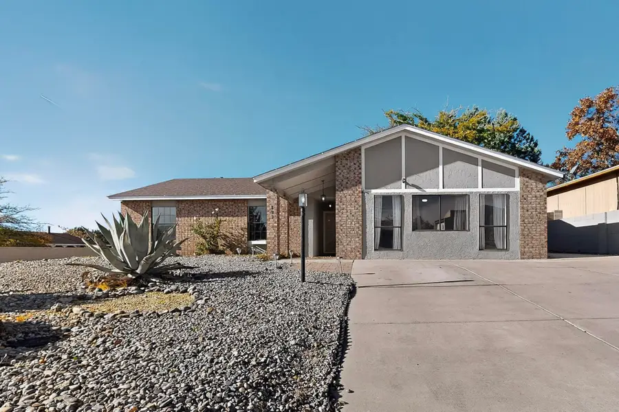 803 Western Hills Drive Se, Rio Rancho, NM 87124 - Image #2