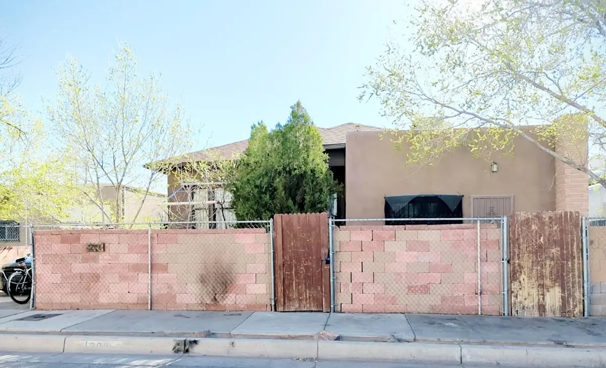 1208 3rd Street Nw, Albuquerque, NM 87102 - #1