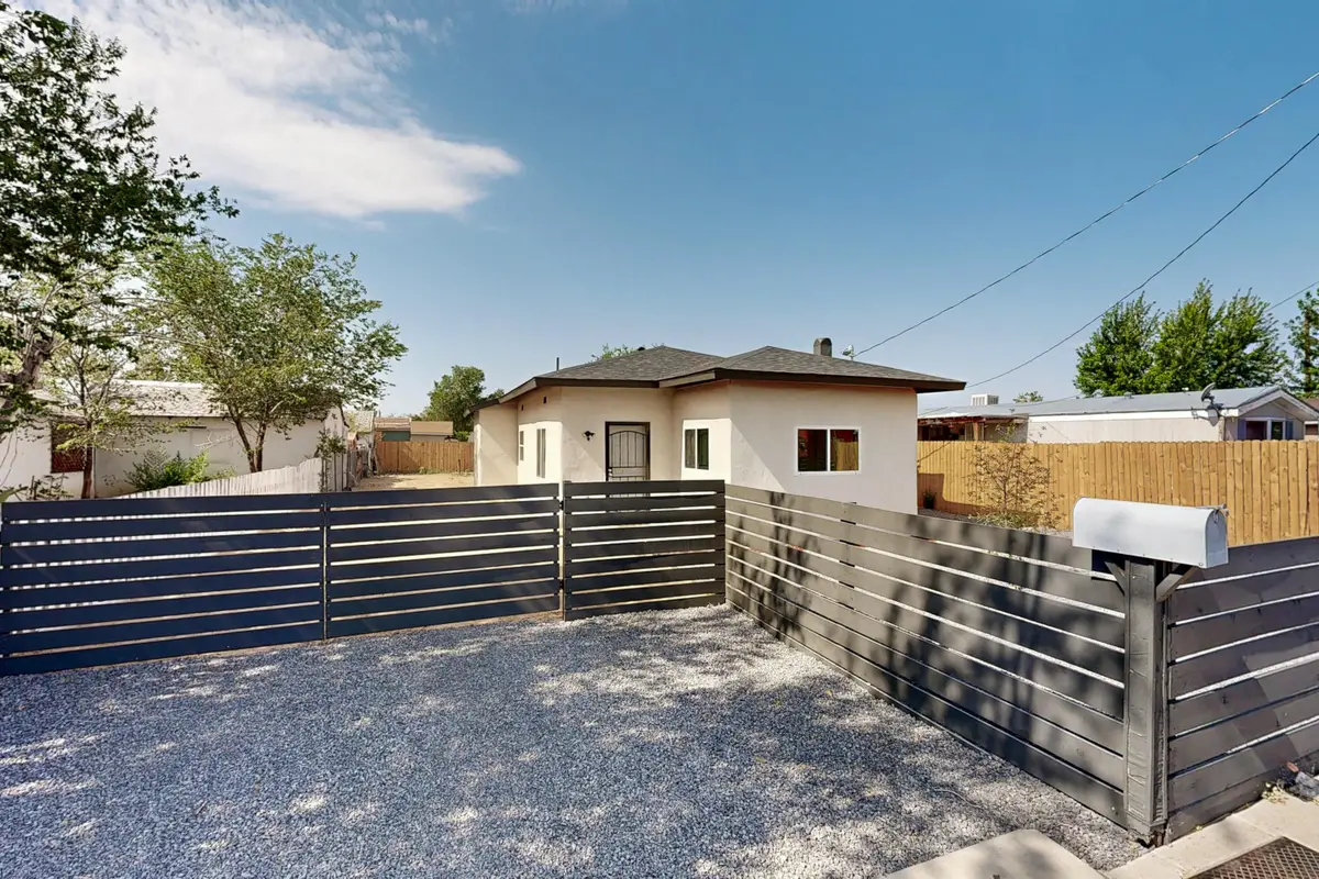 24 Claremont Avenue Nw, Albuquerque, NM 87107 - #1