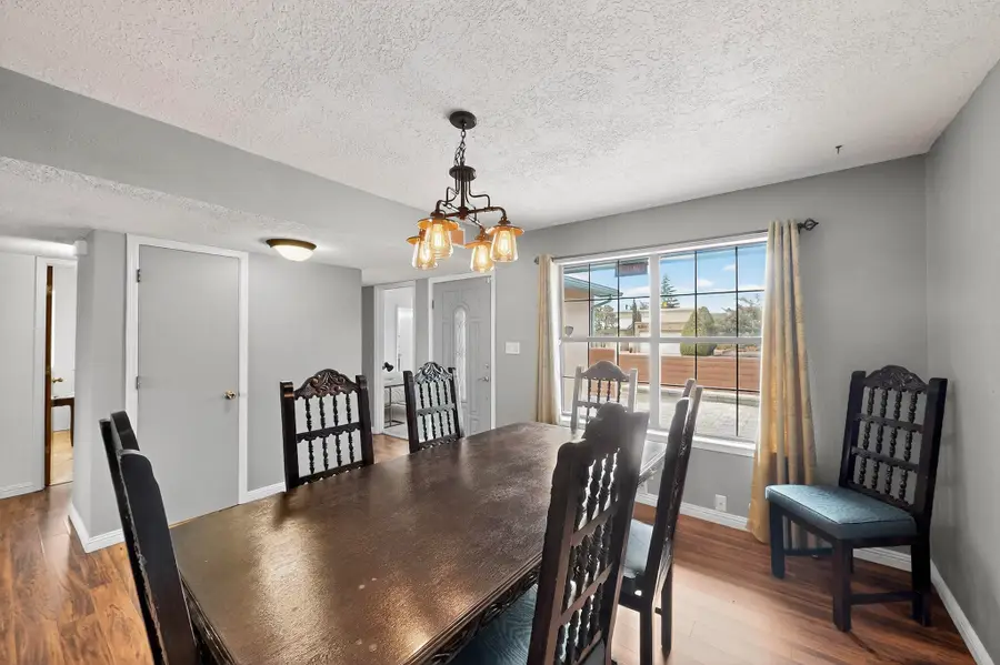 8718 Liberty Drive Ne, Albuquerque, NM 87109 - Image #3