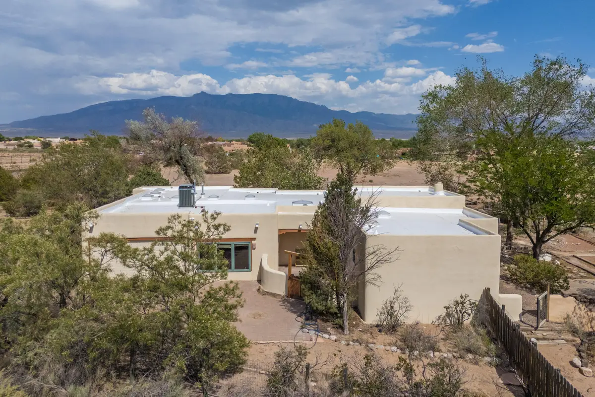 1082 Sagebrush Drive, Corrales, NM 87048 - Image #1