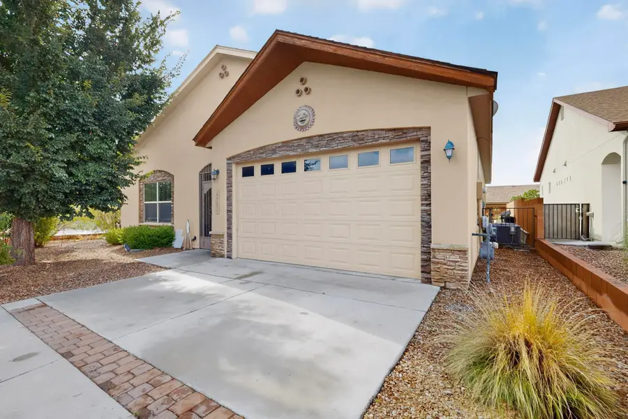 6356 Azaleas Road Nw, Albuquerque, NM 87114 - Image #2
