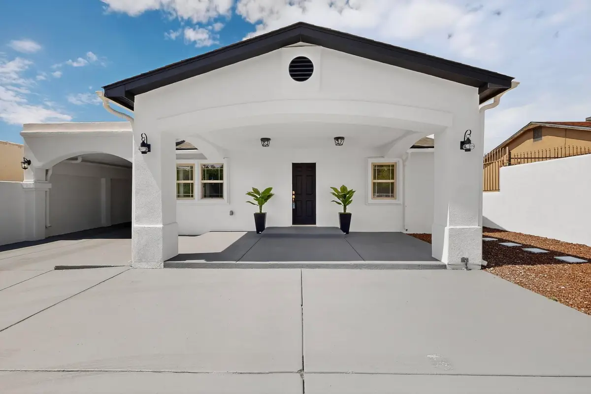 135 57th Street Sw, Albuquerque, NM 87121 - Image #1